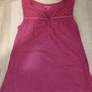 Eddie Bauer flowy burgundy tank M